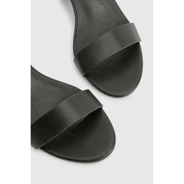 Talons Bas à Bloc Barely There