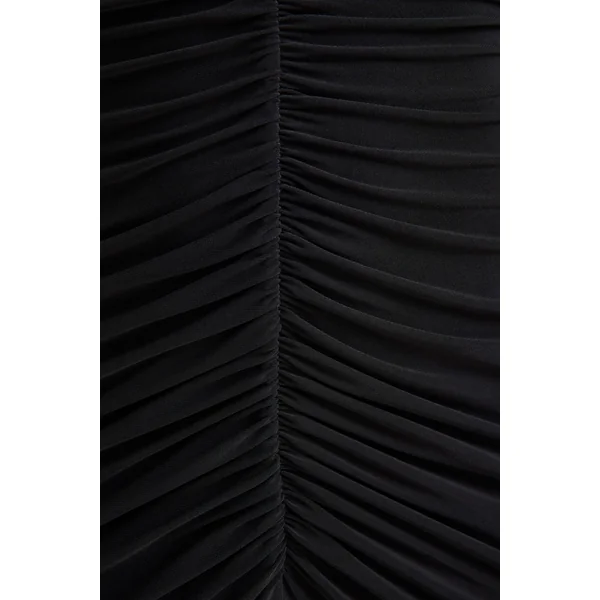 Tami | Robe longue noire à manches longues avec décolleté plongeant