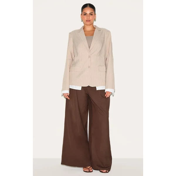Taupe Blazer Grande Taille À Rayures Tennis Avec Détail Chemise
