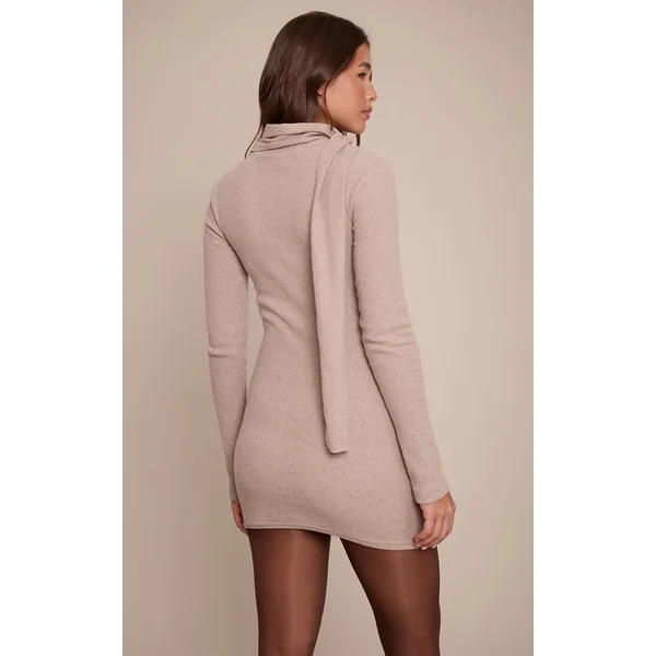 Taupe Robe Courte Ajustée À Manches Longues En Côtes Brossées Avec Détail Foulard