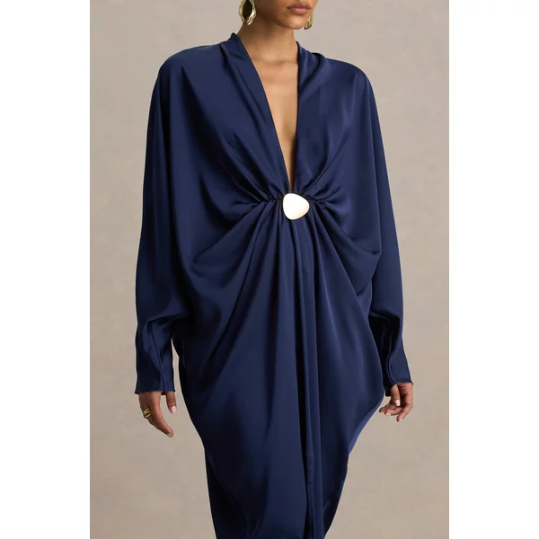 Tina | Robe longue en satin bleu marine ornée avec décolleté plongeant