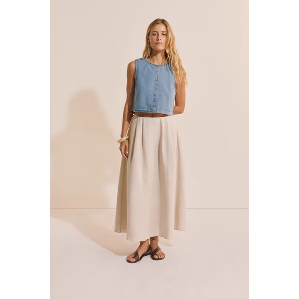 Top court sans manches en jean