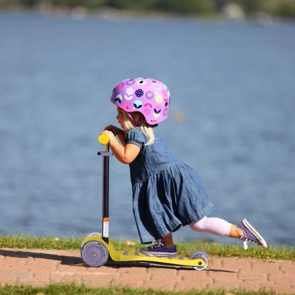 Trottinette pour Enfant Trottinette à 3 Roues Flash Lumineuses Capacité 20kg en Alliage alu & PP, 55x24x60-77cm, Jaune
