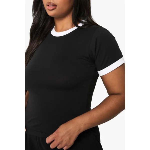 T-shirt ringer ajusté Plus aux bords contrastés