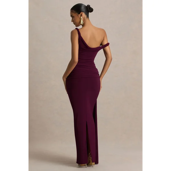 Tulisa | Robe longue bordeaux à encolure asymétrique avec manches torsadées et détails froncés