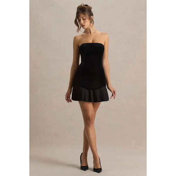 Valentina | Mini-robe en velours noir à encolure bandeau avec jupe plissée