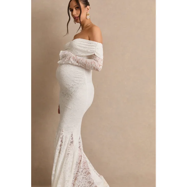 Valleria | Robe longue de maternité en dentelle blanche à décolleté Bardot
