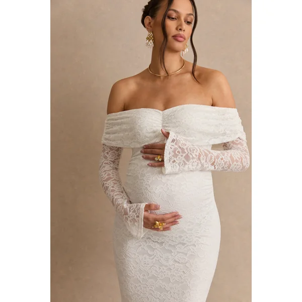 Valleria | Robe longue de maternité en dentelle blanche à décolleté Bardot