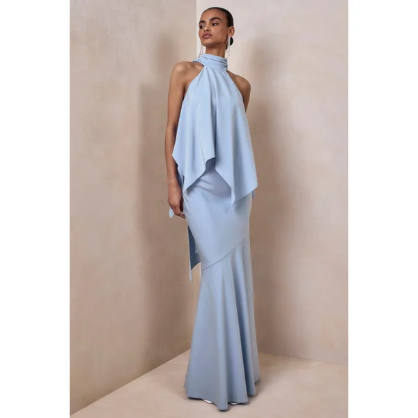 Vayla | Jupe longue en satin bleu poudré à taille basse asymétrique