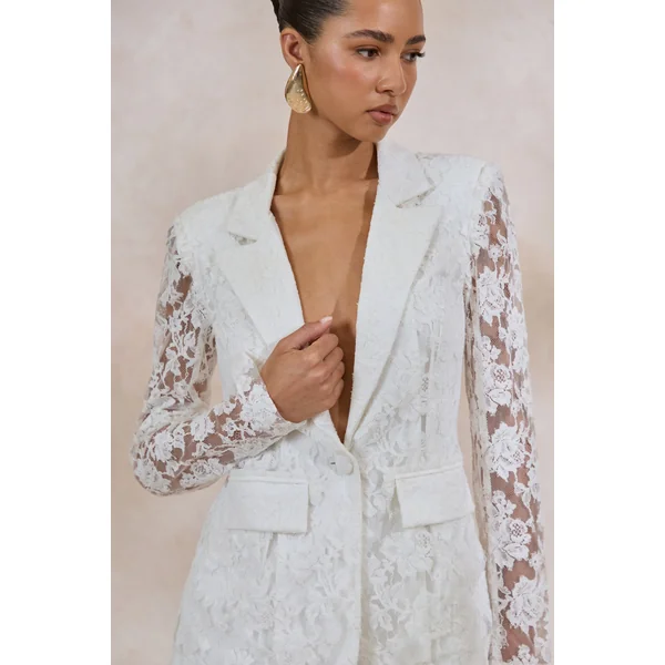 Vergia | Blazer en dentelle blanche à coupe tailleur