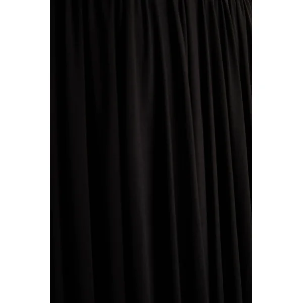 Verity | Robe longue noire à encolure drapée avec jupe transparente