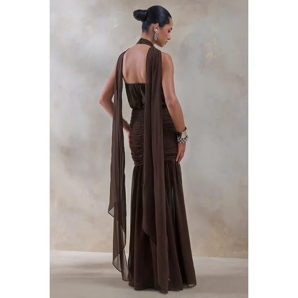 Veronique | Robe longue brune à encolure dos-nu