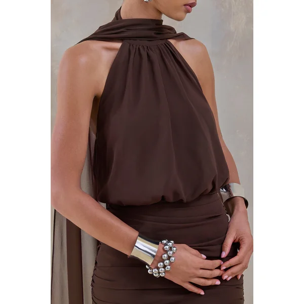 Veronique | Robe longue brune à encolure dos-nu