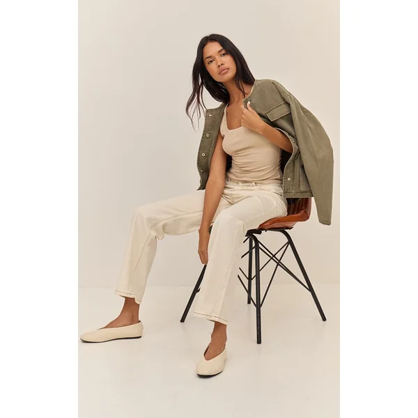Vert Olive Veste En Jean Cintrée À Col Rond Et Poches Sur Le Devant