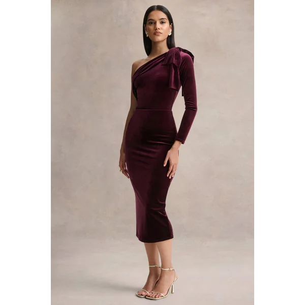 Vespera | Robe mi-longue bordeaux en velours à encolure asymétrique et détail nœud