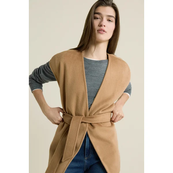 Veste sans manches ceinturée