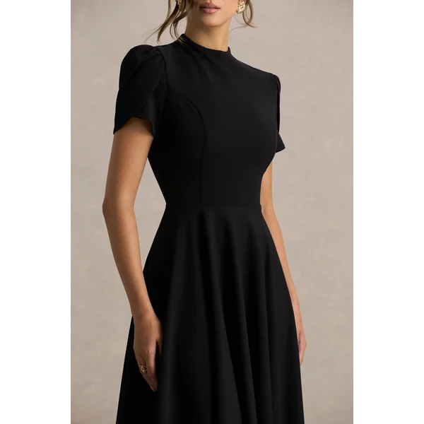 Vicky | Robe mi-longue noire à col montant et manches bouffantes