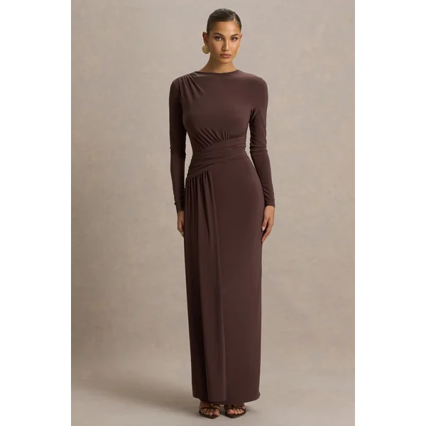 Virelle | Robe longue marron à encolure bateau et taille tombante