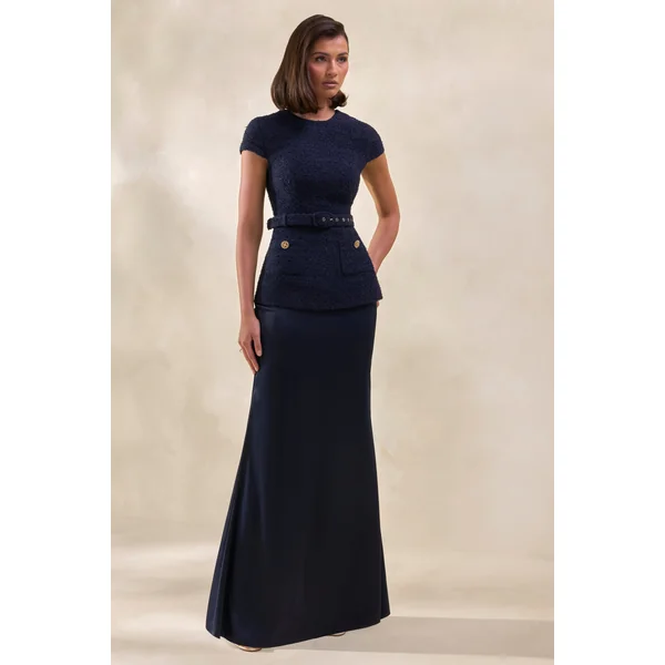 Whispera | Robe longue bleu marine à encolure ronde avec jupe en satin et détails de poches