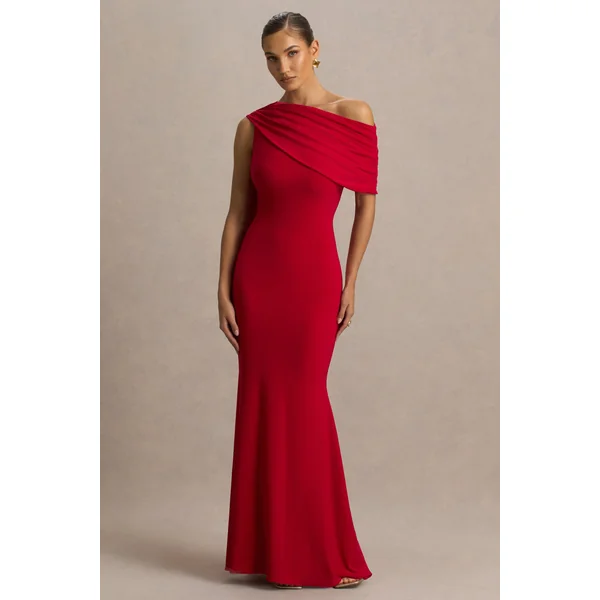 Zendaya | Robe longue sirène rouge à décolleté asymétrique avec cape